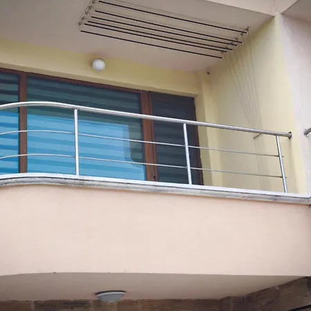 Jade - With Parking *