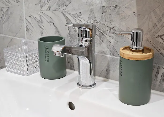 Jade - With Parking * Warna