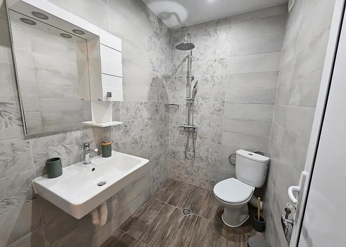 Apartament Jade - With Parking Warna