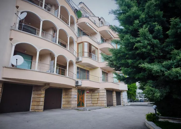 Jade - With Parking * Warna